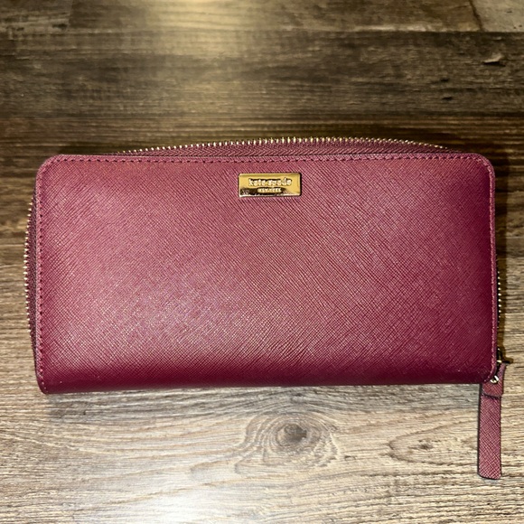 Dark Burgundy Kate Spade Large Continental Wallet - Picture 1 of 7